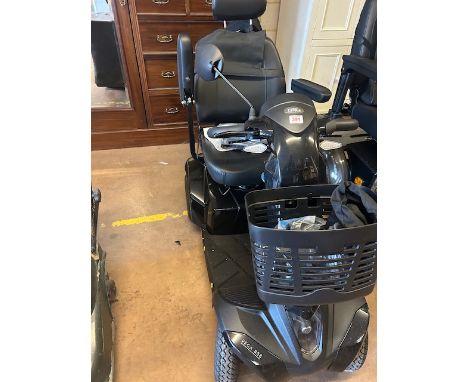 Vega RS8 Mobility Scooter: Disability Scooter with charger in working order pavement or road scooter