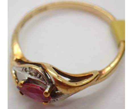 9ct gold ruby and diamond ring size M