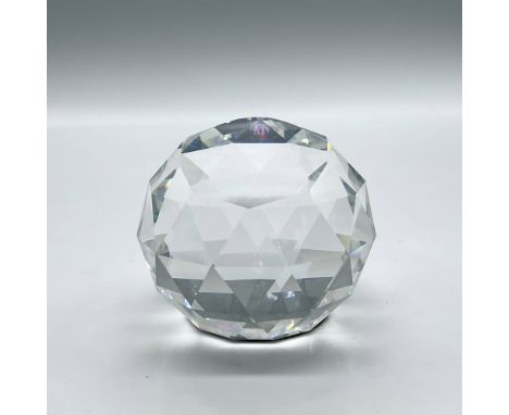 Faceted round crystal adorned with 5 Years Disneyland Paris design to commemorate this anniversary. D. Swarovski &amp; Co. ba