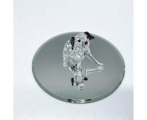 Beautiful clear and black crystal, part of the Peaceful Countryside collection. Accompanied by a mirrored base which measures