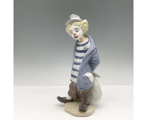 Glossy finish on hobo styled clown in blue striped shirt, curly wig, face makeup and hat; 1986 Collectors Society figurine. L