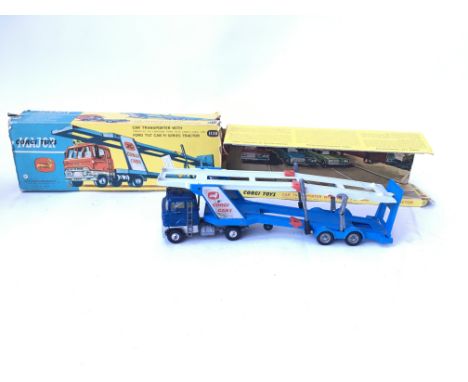 A corgi Major car transporter with Ford tilt cab. 1138. With box (worn).