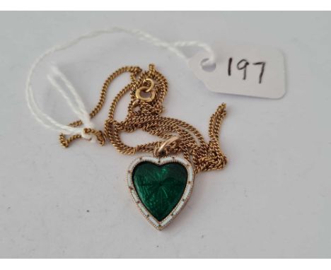 A gold and enamel heart locket on chain 4.5 gms