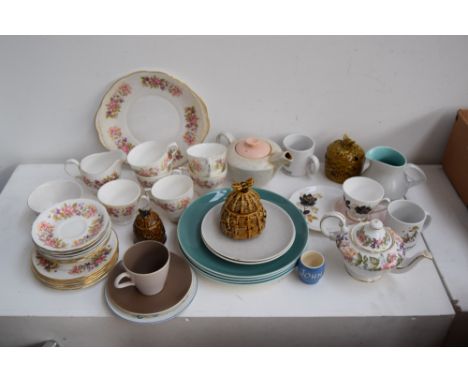 A quantity of china to include Poole 'Twintone', a Colclough part tea set of pink flower design, Queen Anne, Portugese Potter