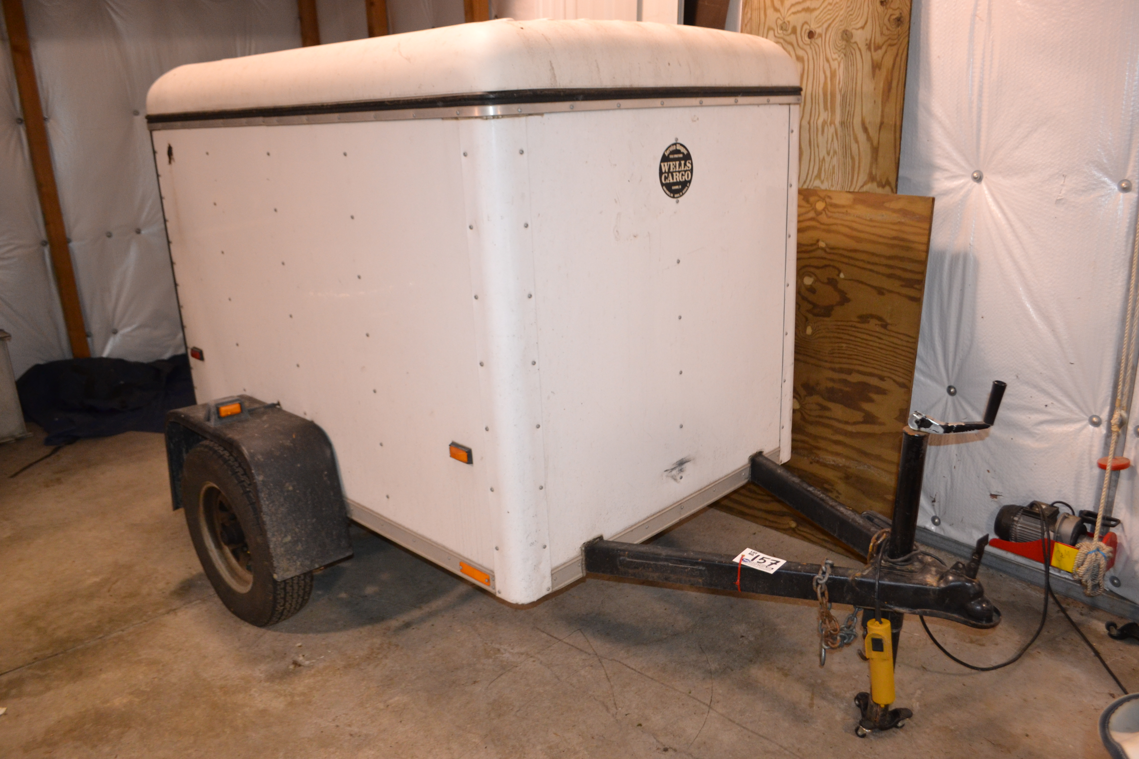 1997-wells-cargo-6-single-axle-enclosed-utility-trailer-vin