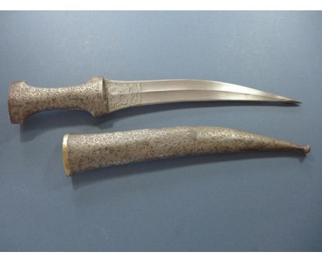 A NORTH AFRICAN KNIFE WITH DECORATIVE GRIP AND SCABBARD - 28 CM BLADE 