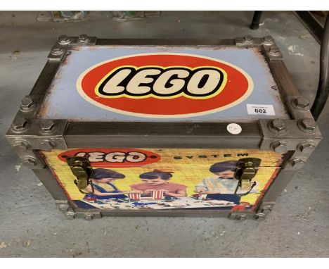 A VINTAGE STYLE LEGO INDUSTRIAL EFFECT STORAGE TRUNK 40CM 