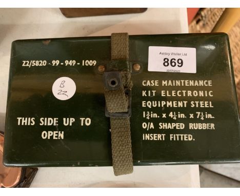 AN ARMY CASE MAINTENANCE ELECTRONIC EQUIPMENT STEEL 