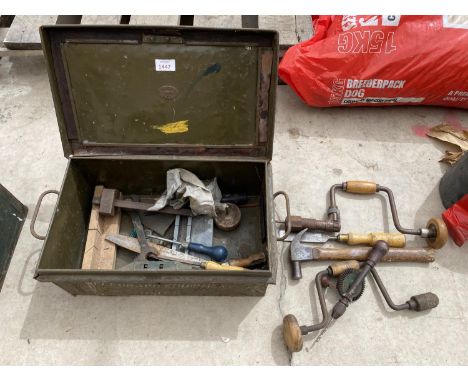 A VINTAGE AMMUNITION TIN AND VARIOUS JOINERY TOOLS 
