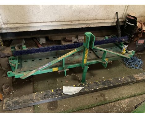A SAREL ROLLER AERATOR** BUYER TO COLLECT FROM WEST CHESHIRE WA7 3ED ** 