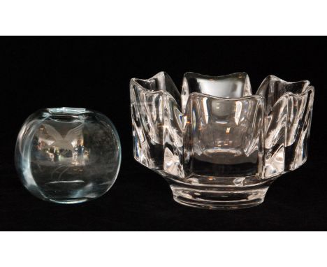 An Orrefors Corona crystal glass bowl designed by Lars Hellsten of circular form with facet cut octagonal panel body, engrave