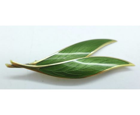 A Thune-Norway silver gilt and green enamel leaf brooch, 61mm 