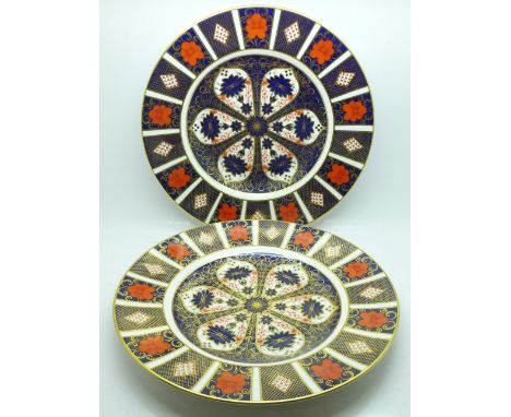 Two Royal Crown Derby 1128 pattern plates, 27cm, first quality 