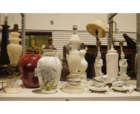 Collection of table lamps&nbsp;to include a Franklin porcelain 'The Marshland Bird' vase, a beige shaped brown glazed table l