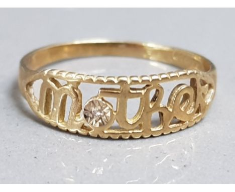 9ct gold &amp; diamond set Mother ring, size O, 1.2g gross