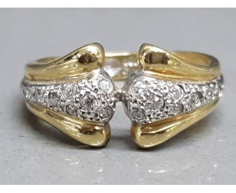 14ct gold fancy designer style ring with white stones, VGC, size O½, 3.2g gross