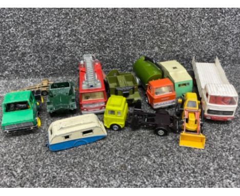 Tray containing Dinky diecast toy vehicles inc fire engine, caravans etc plus 2x diecast Britains trucks