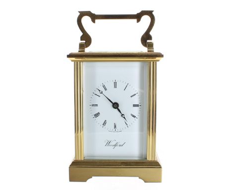 Contemporary Woodford carriage clock timepiece, within a corniche style brass case, 6.25" high (key) 