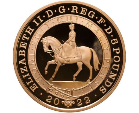 UNITED KINGDOM. Elizabeth II, 1952-2022. Gold 5 pounds (crown), 2022. Royal Mint. Proof. A commemorative crown celebrating th