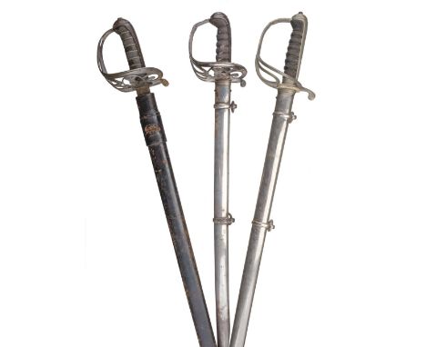 * Swords. A Victorian Rifle Volunteer officer's sword, the 83 cm slightly curved steel blade etched with strung bugle (pitted