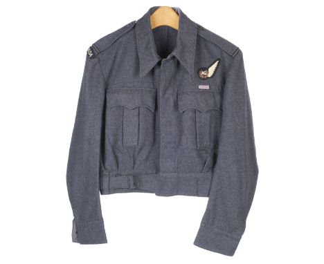 * Aircrew Blouse. A WWII RCAF aircrew blouse dated 1945, tailors label for John Hammond &amp; Co (1922) Ltd, 1945, Size No 9,