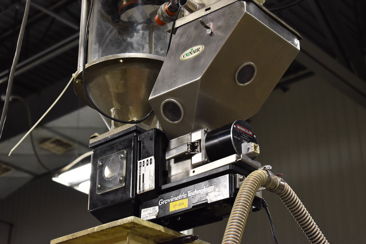 Conair Movacolor Model TF Color Feeder, with Gravimetric Technology