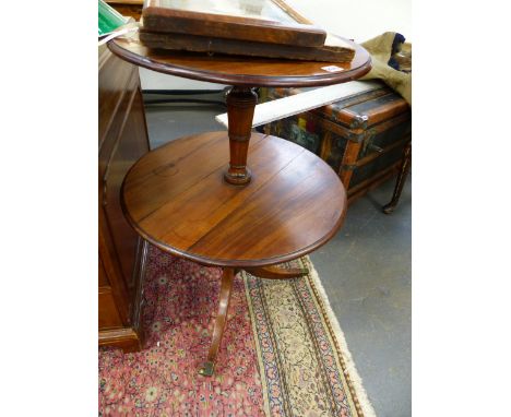 AN EARLY 19TH.C.MAHOGANY TWO TIER DROP LEAF DUMB WAITER ON TRIPOD SUPPORTS.   85cms HIGH