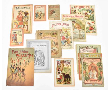 N.pl., n.publ., n.d. Ill. sc. Col. and b/w ills. throughout. Front cover detached, sm. tears, browning. W. dated representati
