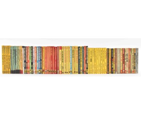1940s and 50s. All sc. Incl. a.o.: (1) 8 works by Mickey Spillane, some featuring Mike Hammer. All publ. by Signet w. ill. wr
