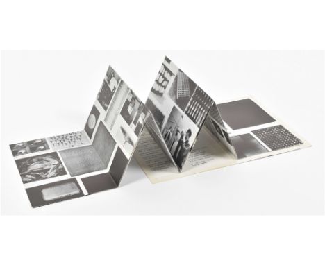 Catalogue for the first important exhibition of the Zero movement in a museum, organized by Dutch artist Henk Peeters. Cat. S
