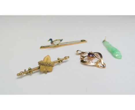 A 9ct gold Mizpah brooch, enamel and pearl duck bar brooch stamped 9ct, jade pendant and a gold pendant stamped 9ct 