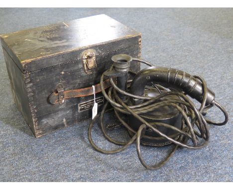 Admiralty Pattern 8979.A. Box for transporting Lantern Pattern No.5110.E. housing an Aldis Lamp dated 1940. (Buyer collects)