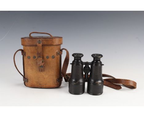 A cased set of Great War British army binoculars, Lemaire, Paris