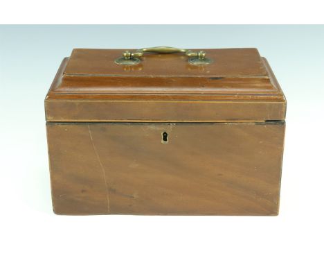 An early 19th Century string-inlaid walnut two compartment tea caddy, 24 x 12 x 15 cm