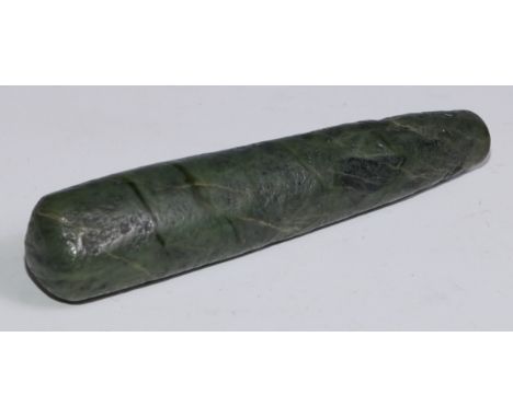 A jade pestle, 12.5cm long 