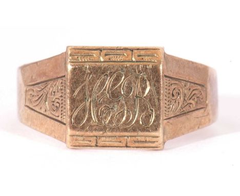 9ct gold gents signet ring of angular design, the centre engraved with initials, Birmingham 1939, 4gms, size R