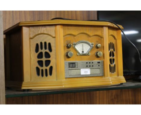 A VINTAGE STYLE MODERN RECORD PLAYER