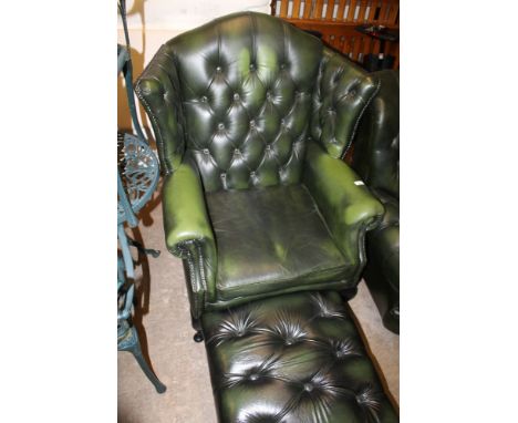 A GREEN LEATHER THOMAS LLOYD CHESTERFIELD STYLE BUTTON BACK ARM CHAIR WITH MATCHING STOOL