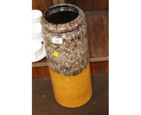 A LARGE WEST GERMAN VASE / STICK STAND 