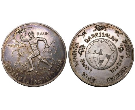 GERMANY. Silver Medal, 1933. By Morin, on the 50th anniversary of the acquisition of German colonies. Obv.: A male figure mak