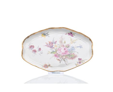 PORCELAIN TRAY | MEISSEN (GERMANY / GERMAN 19TH CENTURY) | 19th century | length 28 cm | marked: marked from below with an un