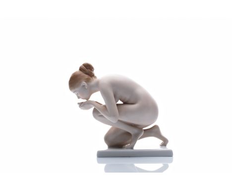TRINKENDE | ROSENTHAL, DESIGNED BY ERNST WENCK (GERMANY / GERMAN 1924 MODEL) | 1924 model | height 14.5 cm | marked: marked b