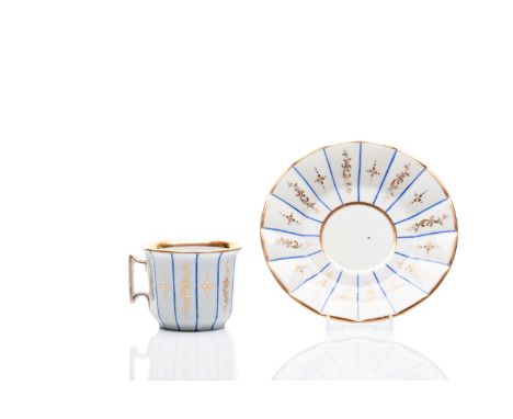 PORCELAIN CUP WITH SAUCER | LOKET CASTLE (CZECH / BOHEMIAN AROUND 1850) | around 1850 | cup height 6 cm | marked: marked with