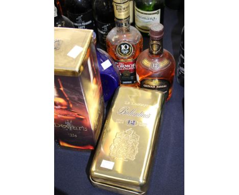 Ballantine 12 year old whisky LC Lingot, Dewars 12 year old, Chivas regal 12 year old, Haig's Dimple ceramic decanter and Tor