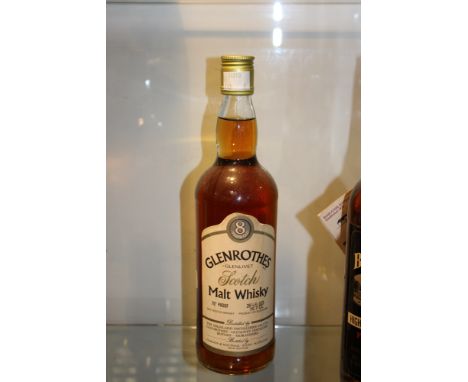 Glenrothes Glenlivet 8 year old Scotch malt whisky 70 proof Gordon & Macphaill.