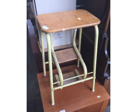 STEP STOOLS