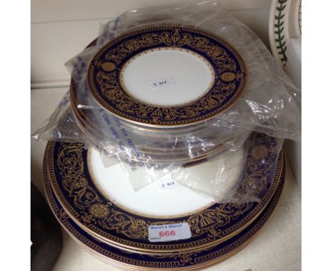 ROYAL WORCESTER BLUE AND GILT PLATES D3