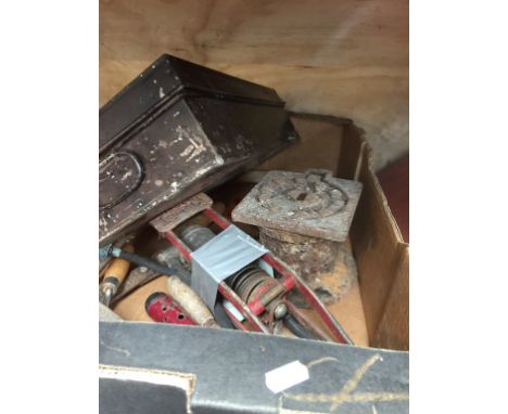 BOX OF MISC. METAL BOX, FOOTPUMP, GARDEN TOOLS