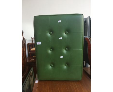 RETRO GREEN REXENE POUFFE. W60CM