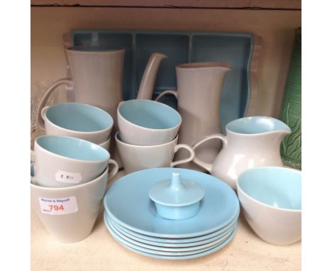 POOLE POTTERY     C4